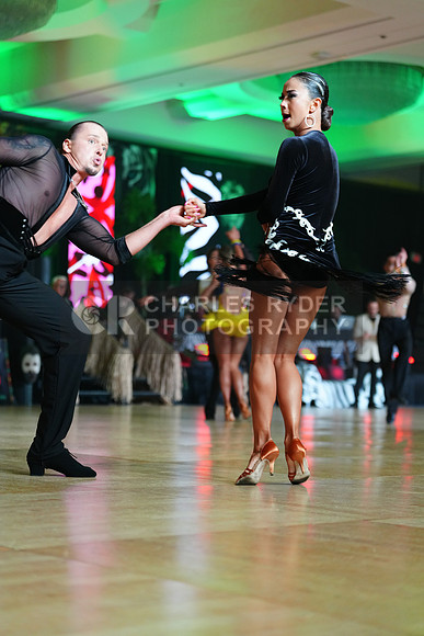 24MDC_25915_MB
