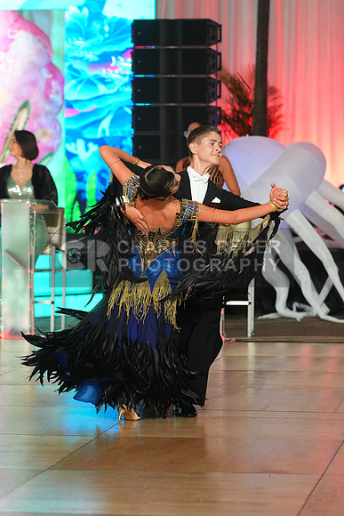25MDC24067_KS