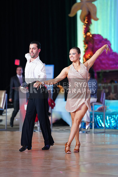 25MDC30077_CR