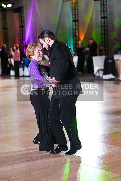 25WOR_7182_CR