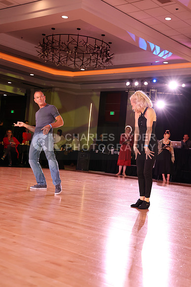 21IGB_24923_AD