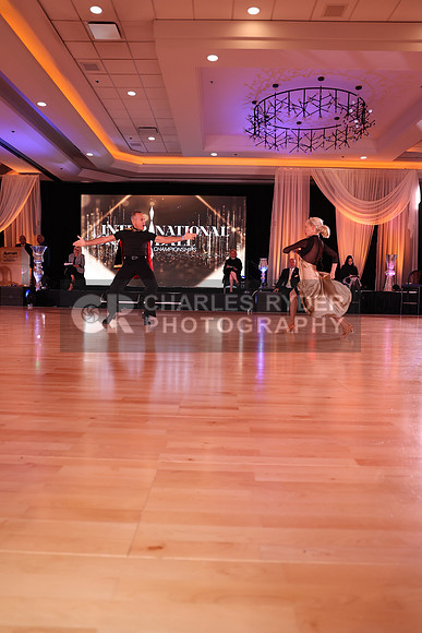 21IGB_24760_AD