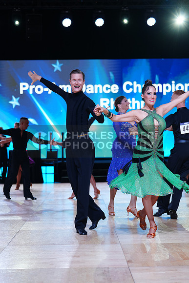 25USDC_2212_KS