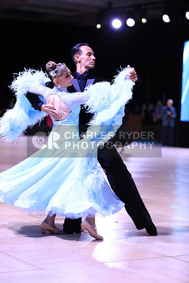 25USDC_49542_ls