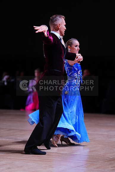 25USDC_8963_KS