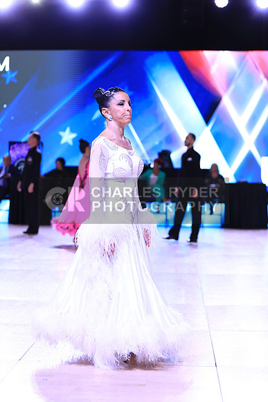 25USDC_49615_ls