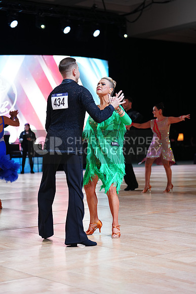 25USDC_4429_KS