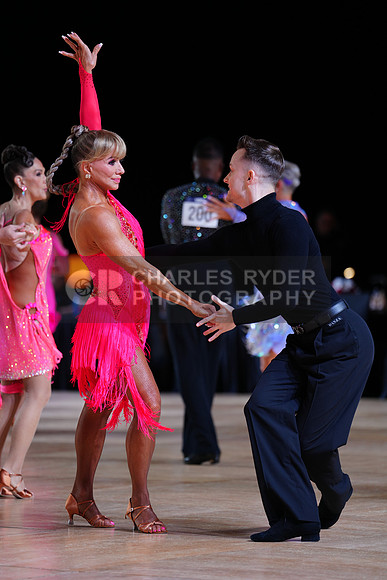 25USDC_1764_KS