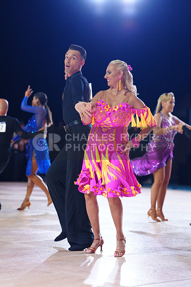 25USDC_2310_KS
