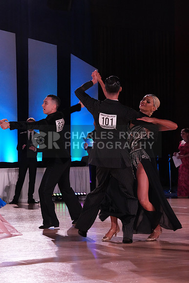 25EMB_11944_MM