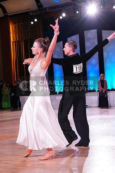25EMB_10977_MM