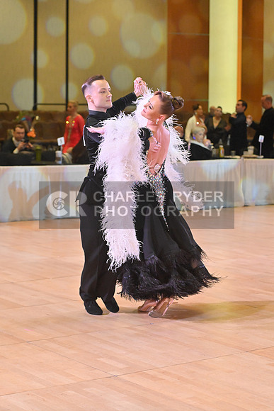 25EMB_14034_HD