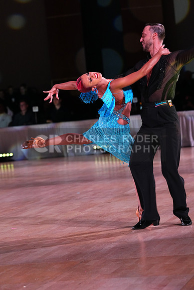25EMB_26374_MM