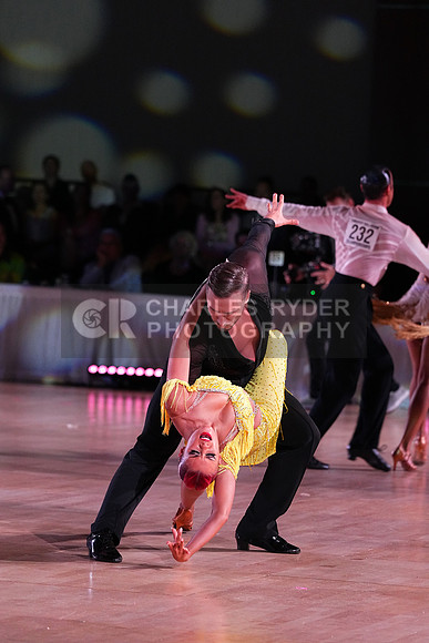 25EMB_27650_MM