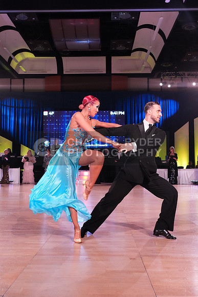 25EMB_17944_MM