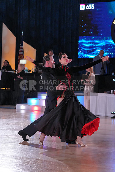 25EMB_10610_MM