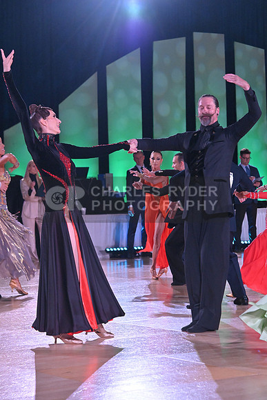 25EMB_10698_RK