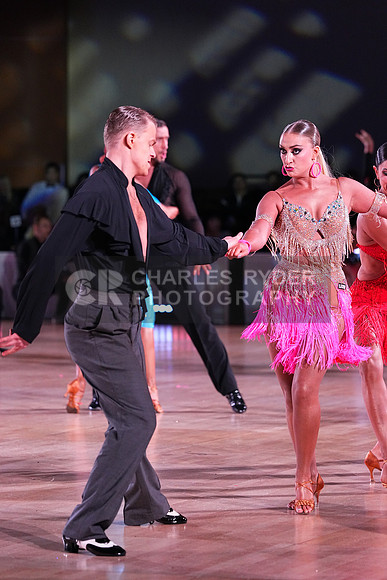 25EMB_26815_mm