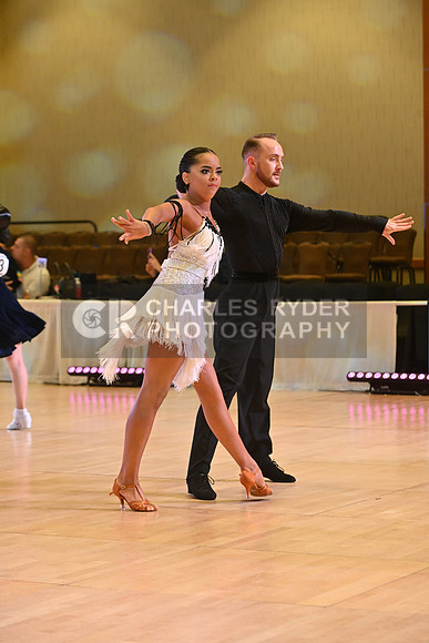 25EMB_28943_HB