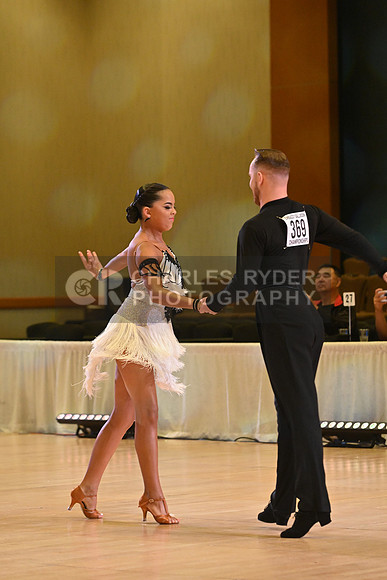 25EMB_28920_HB