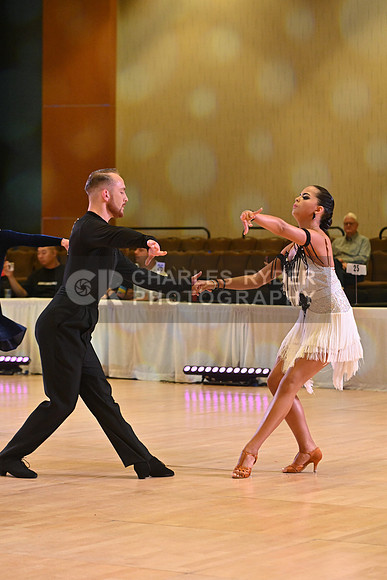 25EMB_28930_HB