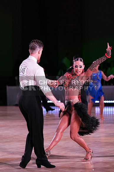 25EMB_10902_MM