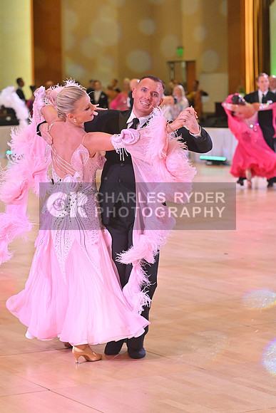 25EMB_15952_RK