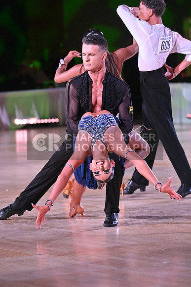 25EMB_27997_RK