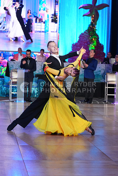 25MDC25844_KS