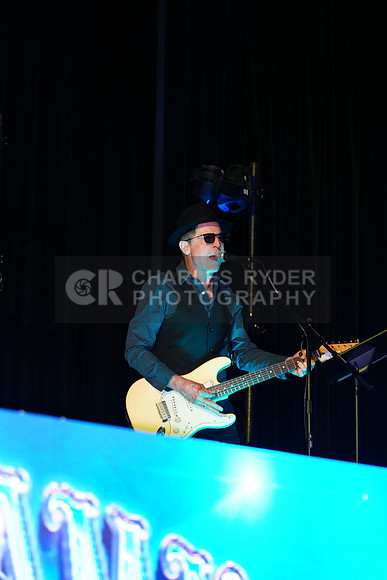 25SUPER_15564_CR