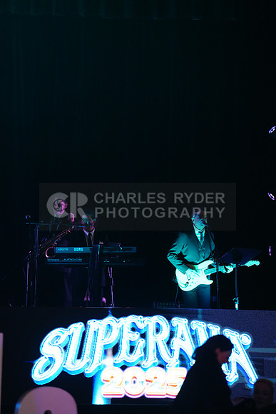 25SUPER_26974_KS