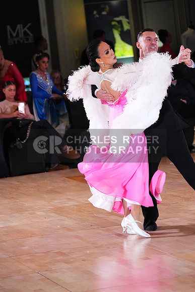 25ISB_15257_RK