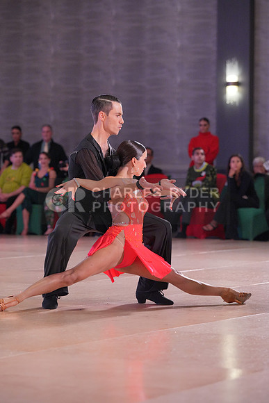 25AMHD_15680RS