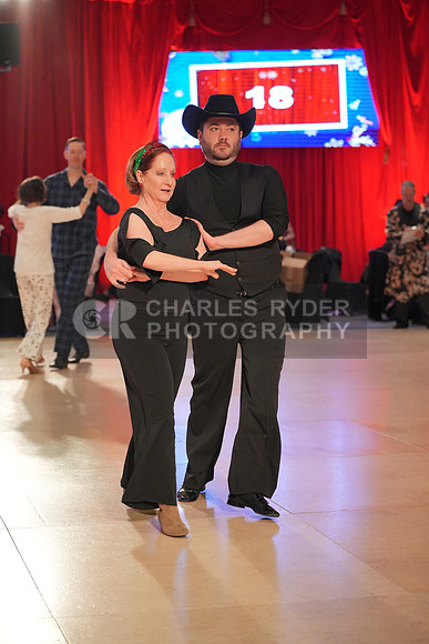25AMHD_10976_CR