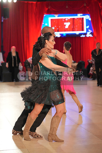 25AMHD_10914_CR