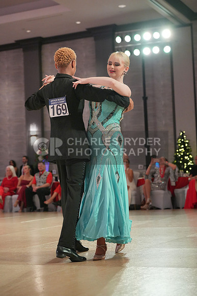 25AMHD_20773_RS