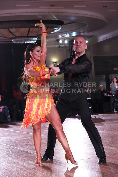 25HDc_6360_MR