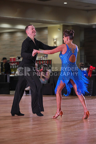 25HDc_3838_RS