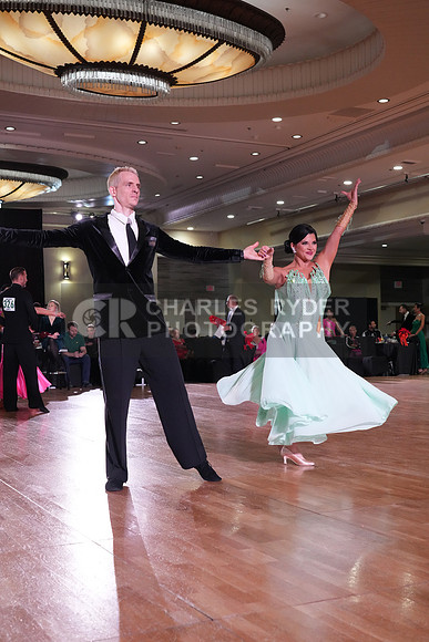 25HDc_1211_MM