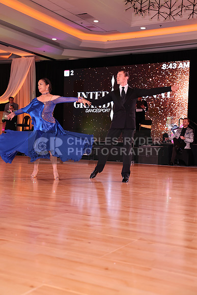 21IGB_23926_AD