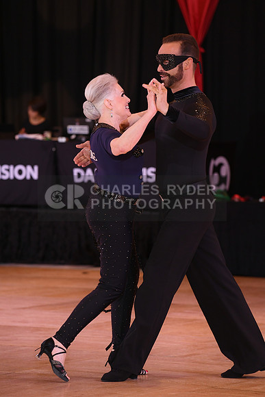 21DVN_6976_CR