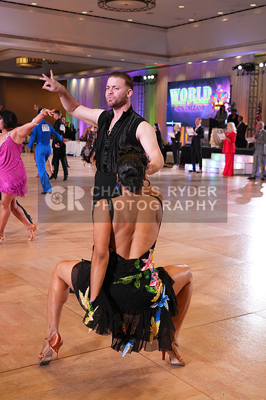 SL_06385