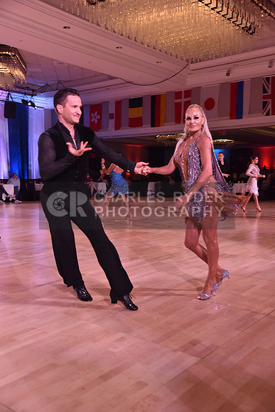 19MDC_25241_VW