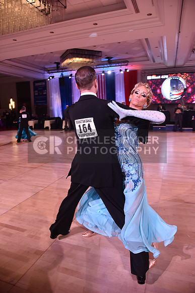 19MDC_6942_VW