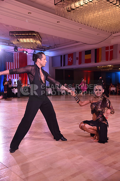 19MDC_25307_VW
