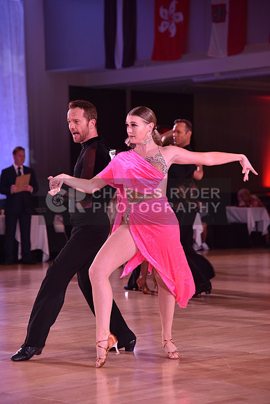 19MDC_23553_VW