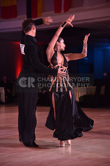 19MDC_12480_VW