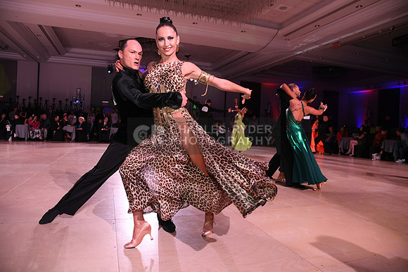 21MDC_8908_CR