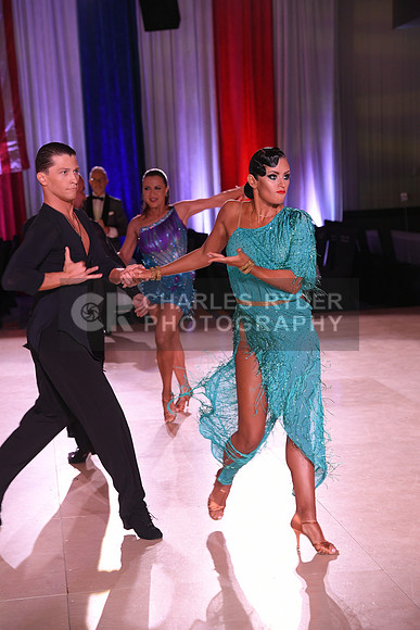 21MDC_8806_CR