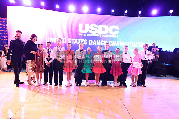 26USDC52085_LS
